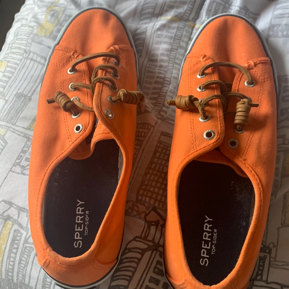 Size 10 Sperry’s